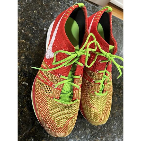 Nike Flyknit Trainer Size 7.5 University Red Electric Green 532984-631 Xmas main image 6